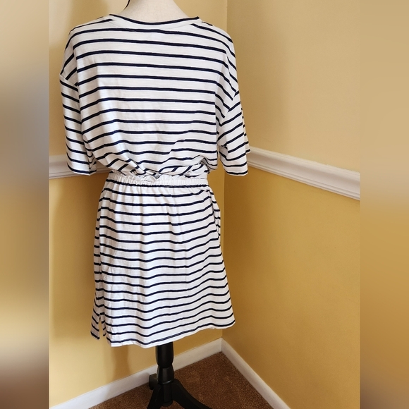 Old Navy Striped Dress NWOT Size xl Cute & Fun - Picture 6 of 7